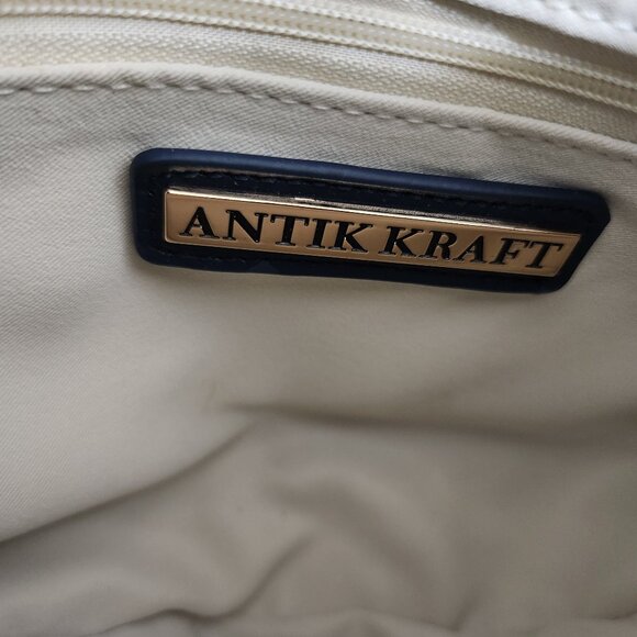 Antik Kraft - Picture 2 of 7